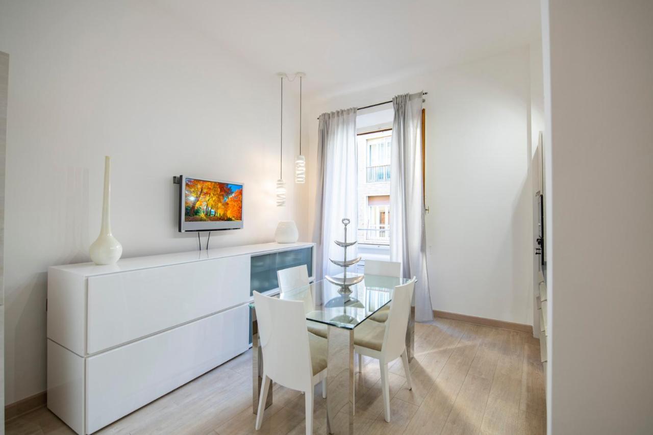 Mamo Florence - Amalia Piazza Signoria Apartment Buitenkant foto